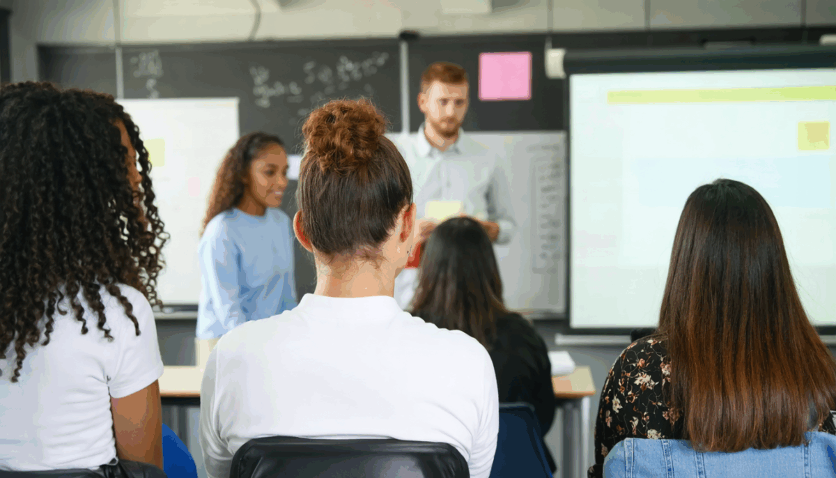 découvrez comment choisir la formation idéale pour devenir socio-esthéticienne, avec des conseils pratiques pour trouver un cursus adapté à vos ambitions et au secteur de la socio-esthétique.